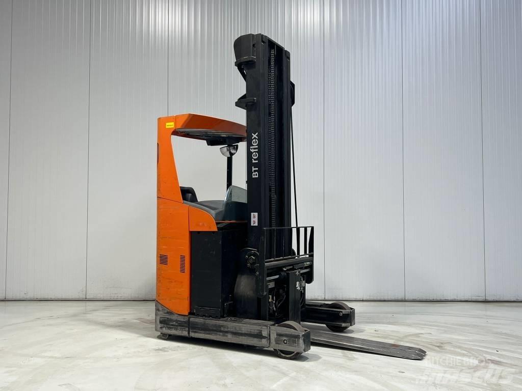 BT RRE160 Työntömastotrukit