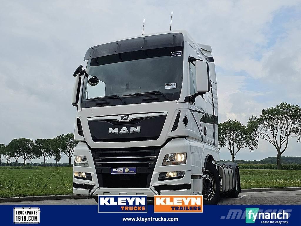 MAN 18.460 TGX Vetopöytäautot