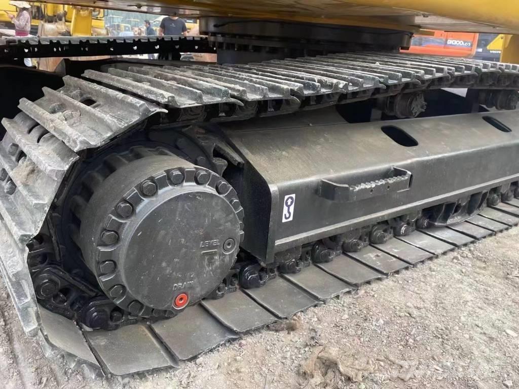 CAT 324 Telakaivukoneet