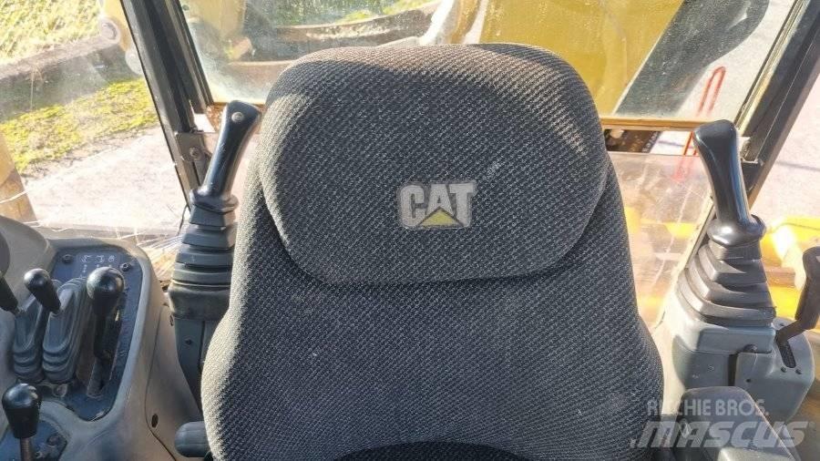 CAT 432D Kaivurikuormaajat