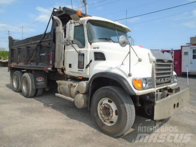 Mack CV 713 Sora- ja kippiautot