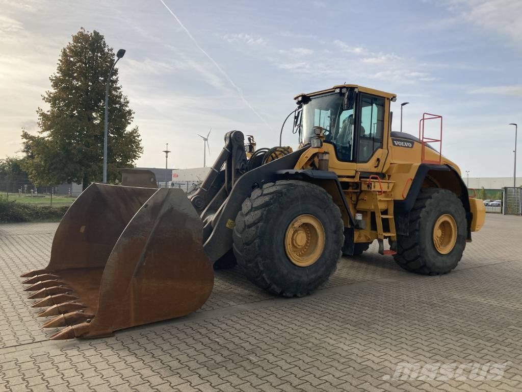 Volvo L 220 H Pyöräkuormaajat