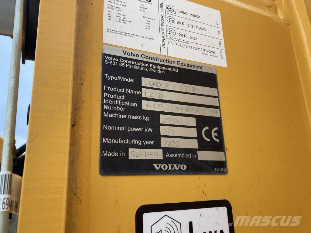 Volvo L 220 H Pyöräkuormaajat
