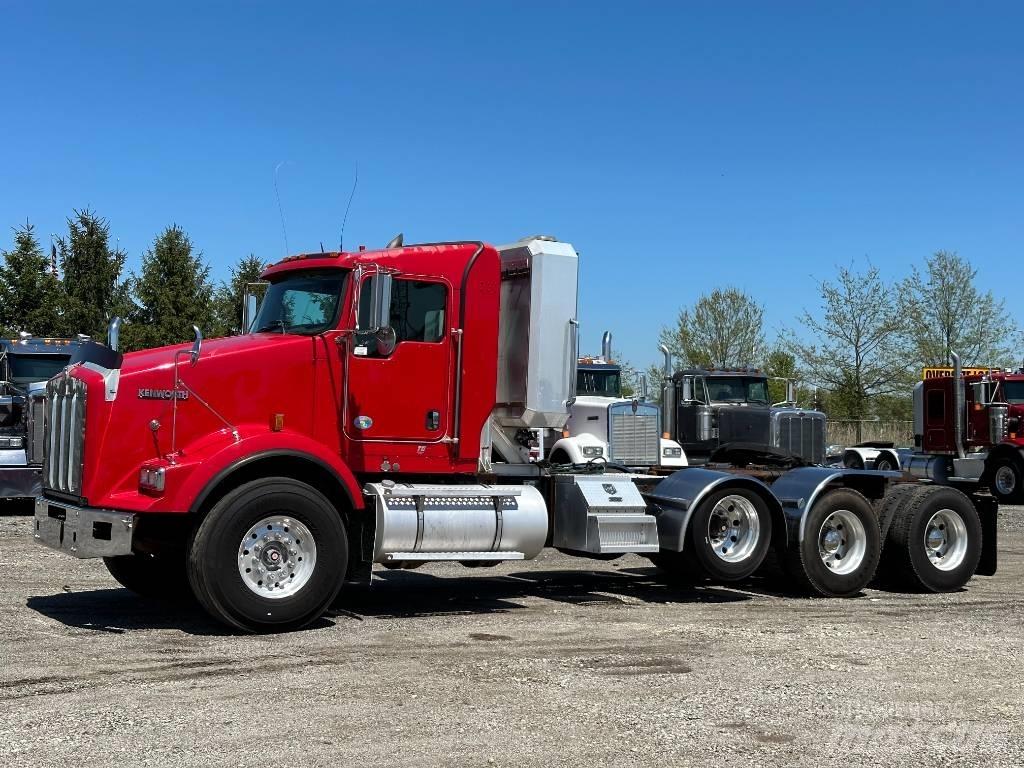 Kenworth T800 Vetopöytäautot