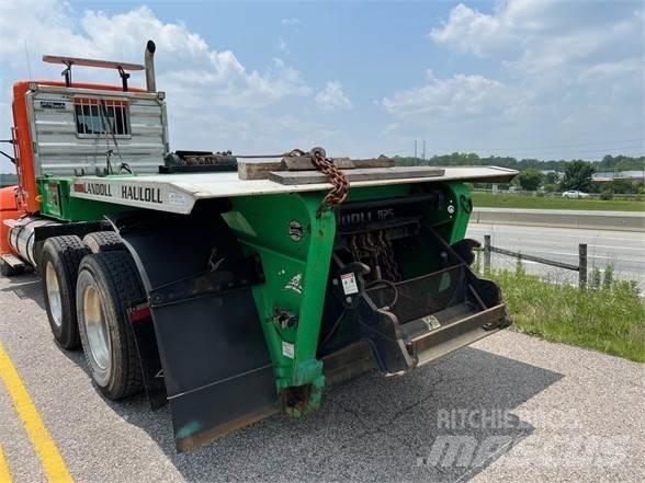 Landoll 825 Lavetit