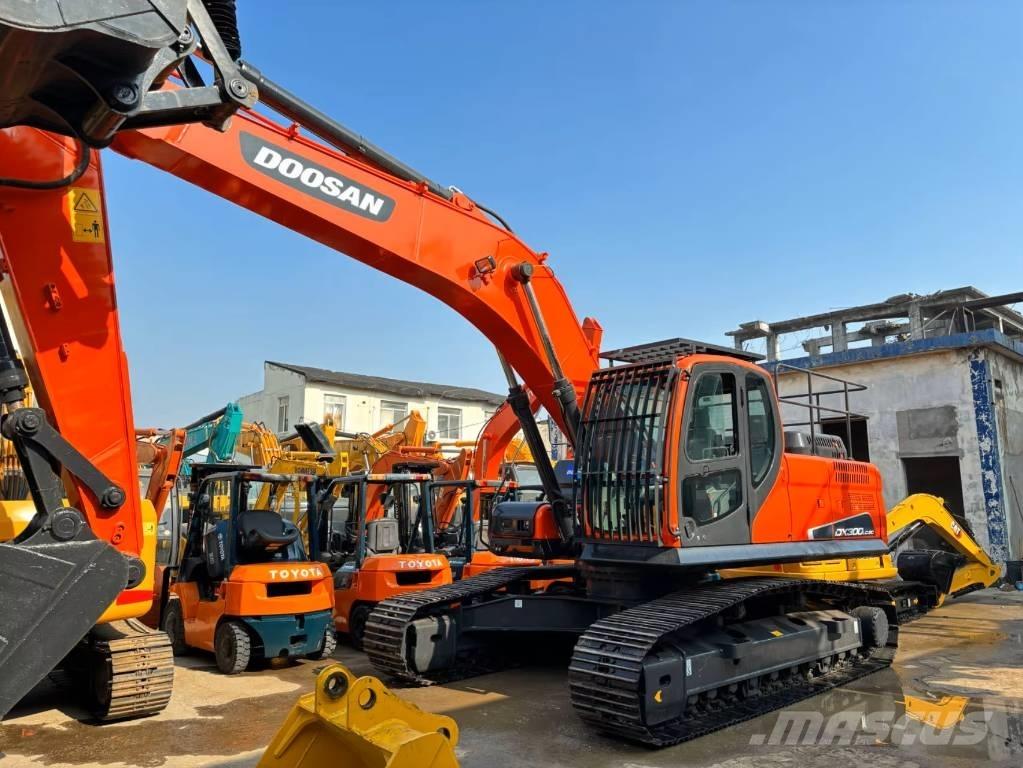 Doosan DX 300 LC - 9 C Minikaivukoneet < 7t