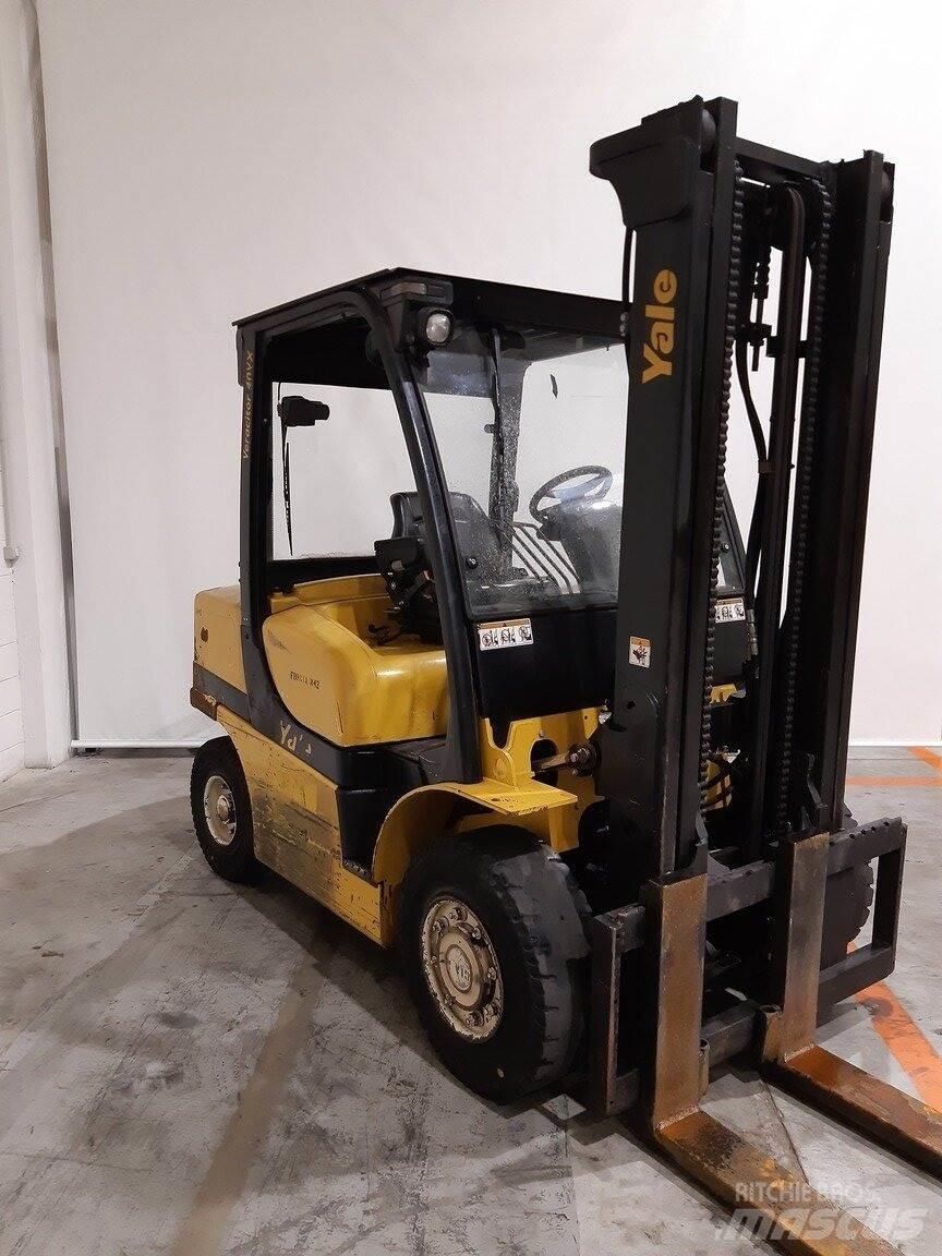 Yale GDP40VX Dieseltrukit