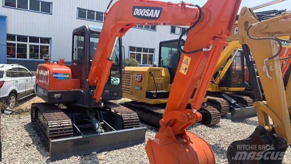 Doosan DH55 Minikaivukoneet < 7t