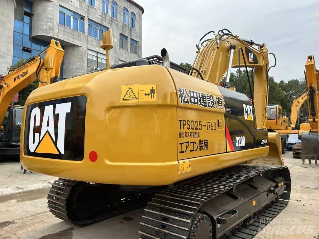 CAT 320 D Telakaivukoneet