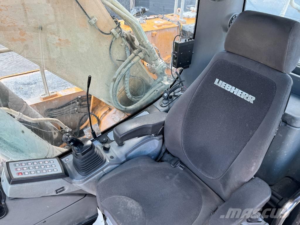 Liebherr R 926 LC Telakaivukoneet
