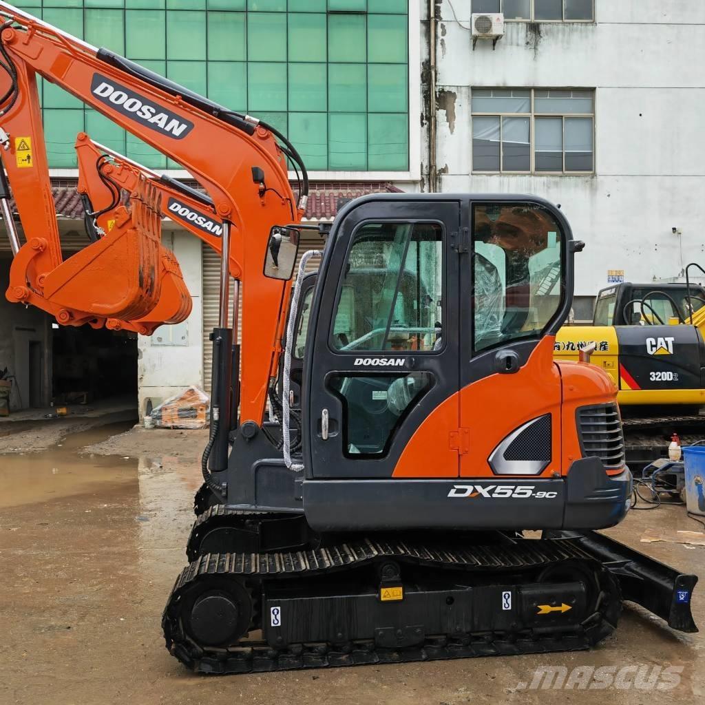 Doosan DX 55-9 C Telakaivukoneet