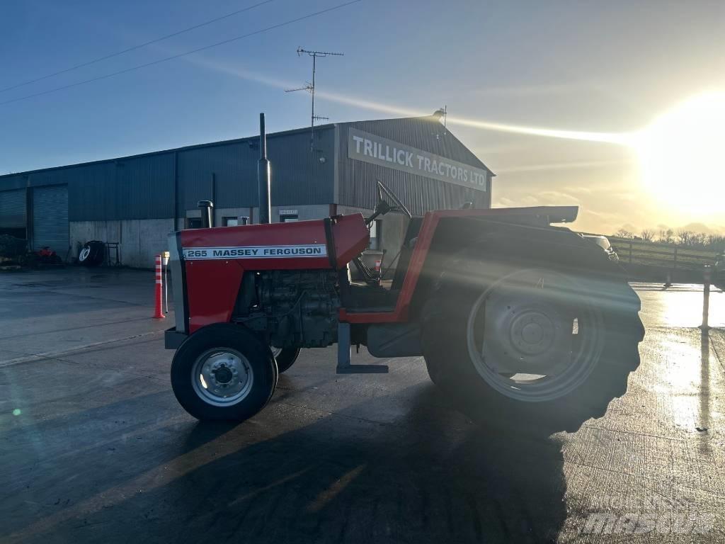 Massey Ferguson 265 Traktorit