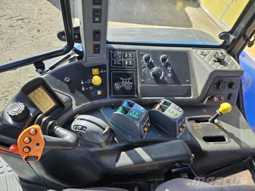 New Holland TM 190 Traktorit