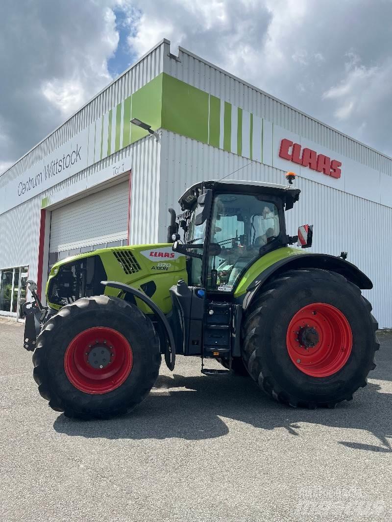 CLAAS Axion 870 Traktorit