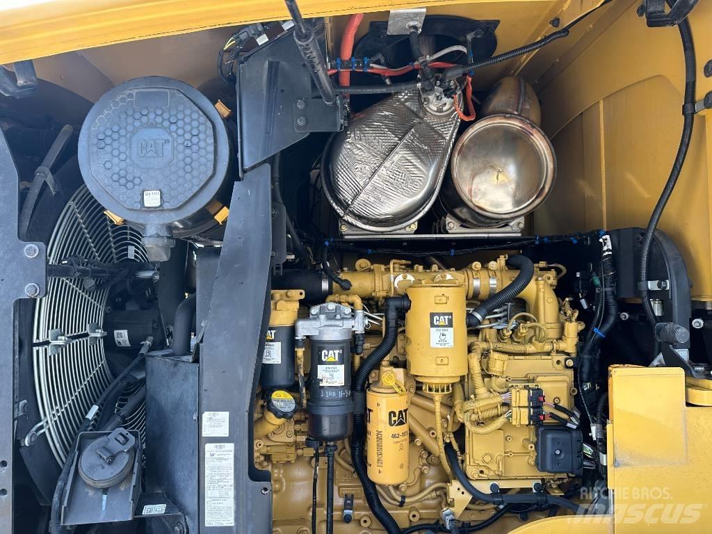 CAT 938M Pyöräkuormaajat