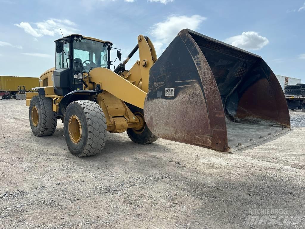 CAT 938M Pyöräkuormaajat