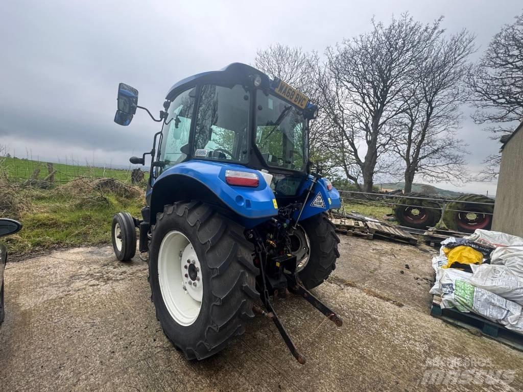 New Holland T 4.65 Traktorit