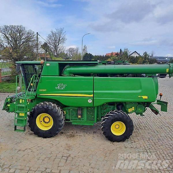 John Deere S 690 Leikkuupuimurit