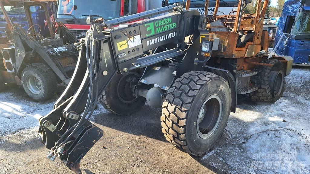 Green master 825T Teleskooppikuormaajat