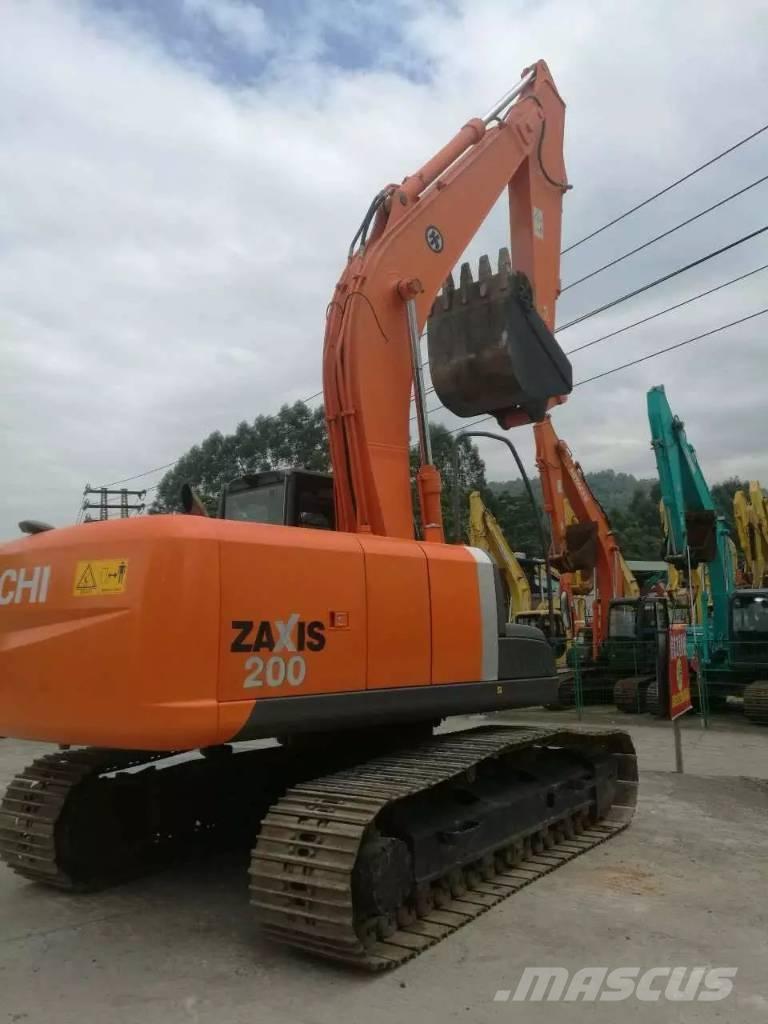 Hitachi ZX 200 Telakaivukoneet