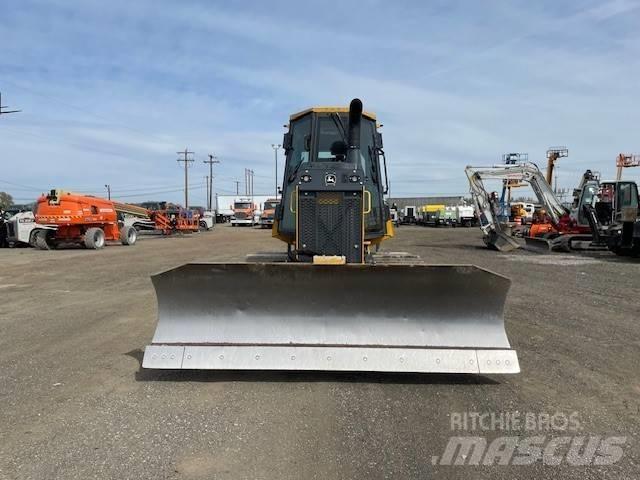 DEERE 550K Telaketjupuskutraktorit