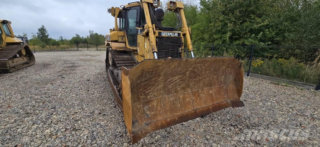 CAT D 6 R XL II Telaketjupuskutraktorit
