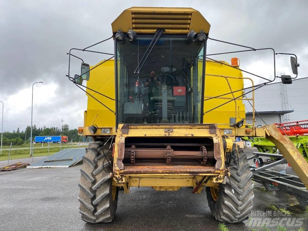 New Holland TF 46 Leikkuupuimurit