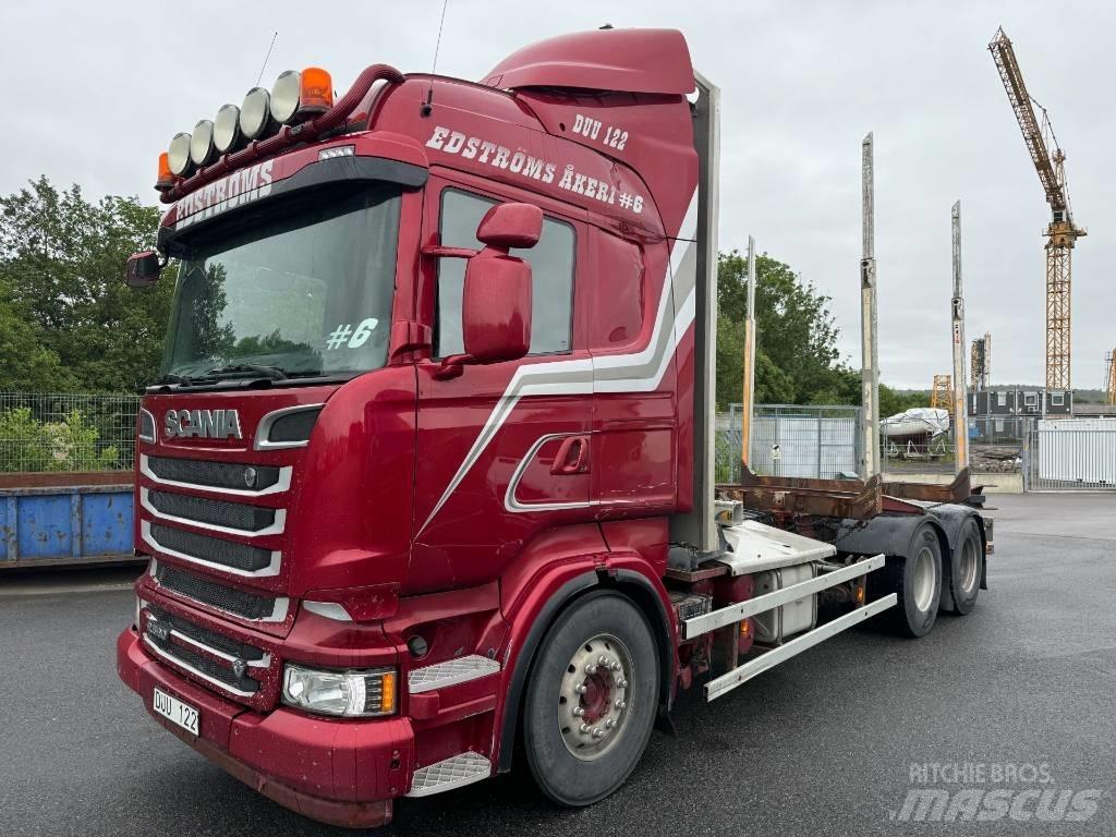 Scania R 560 Puuautot