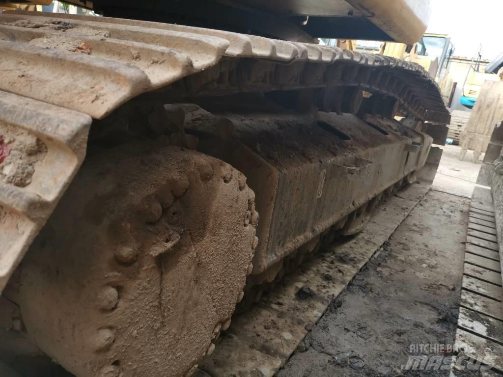 Komatsu PC 220 LC-7 Telakaivukoneet