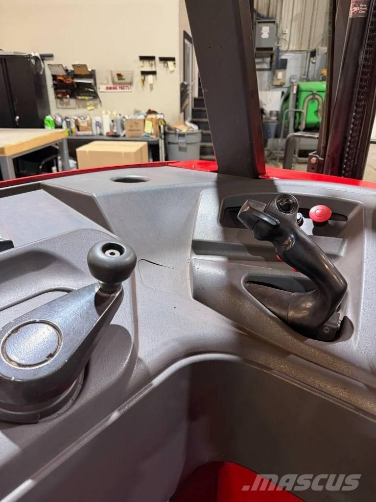 Raymond 410C30TT Työntömastotrukit