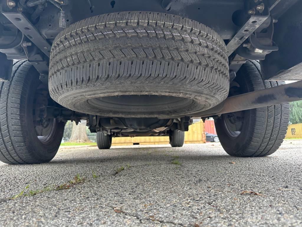 Ford F 350 Lava-autot