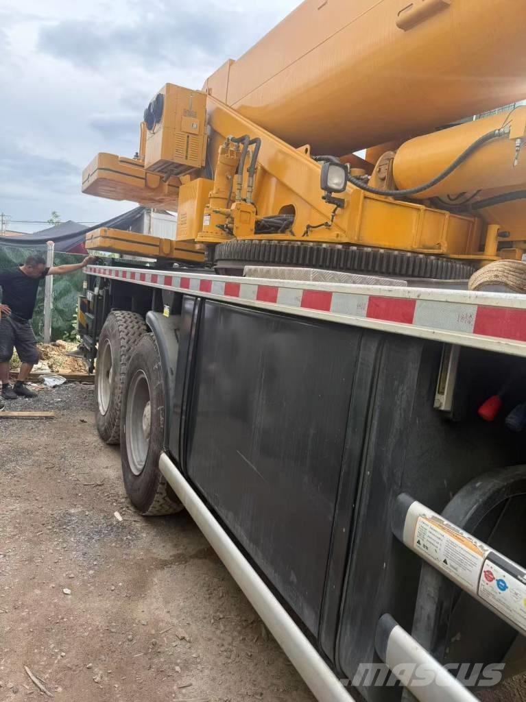 XCMG QY80K5C Mobiilinosturit