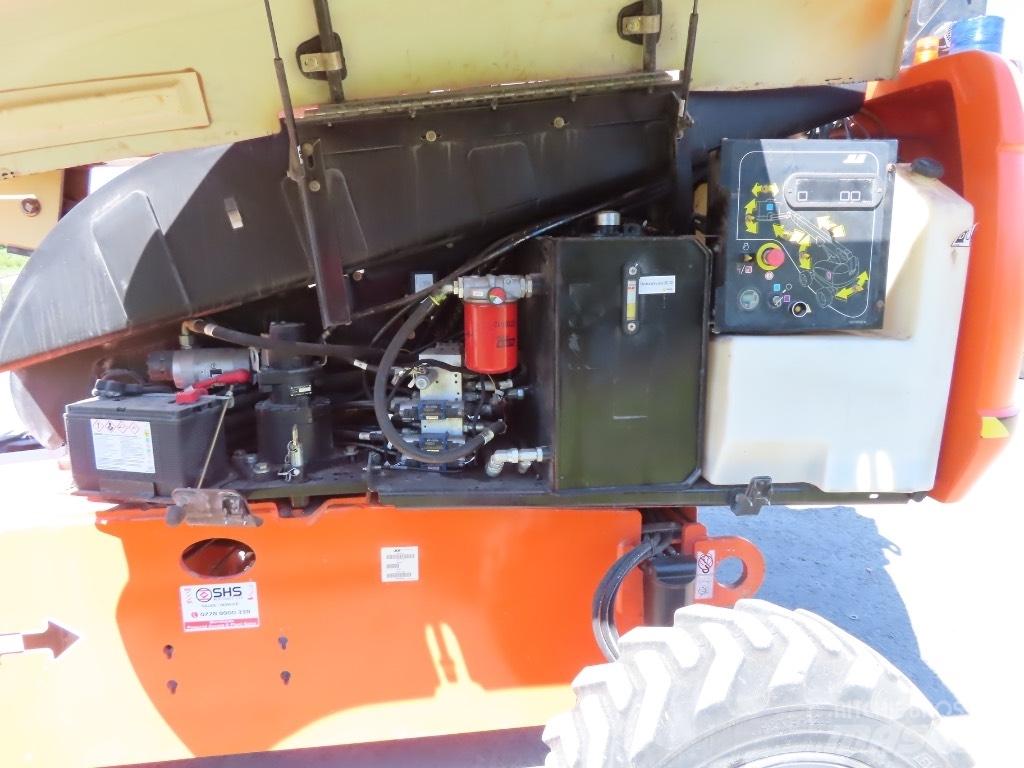 JLG 660 SJ Teleskooppipuominostimet