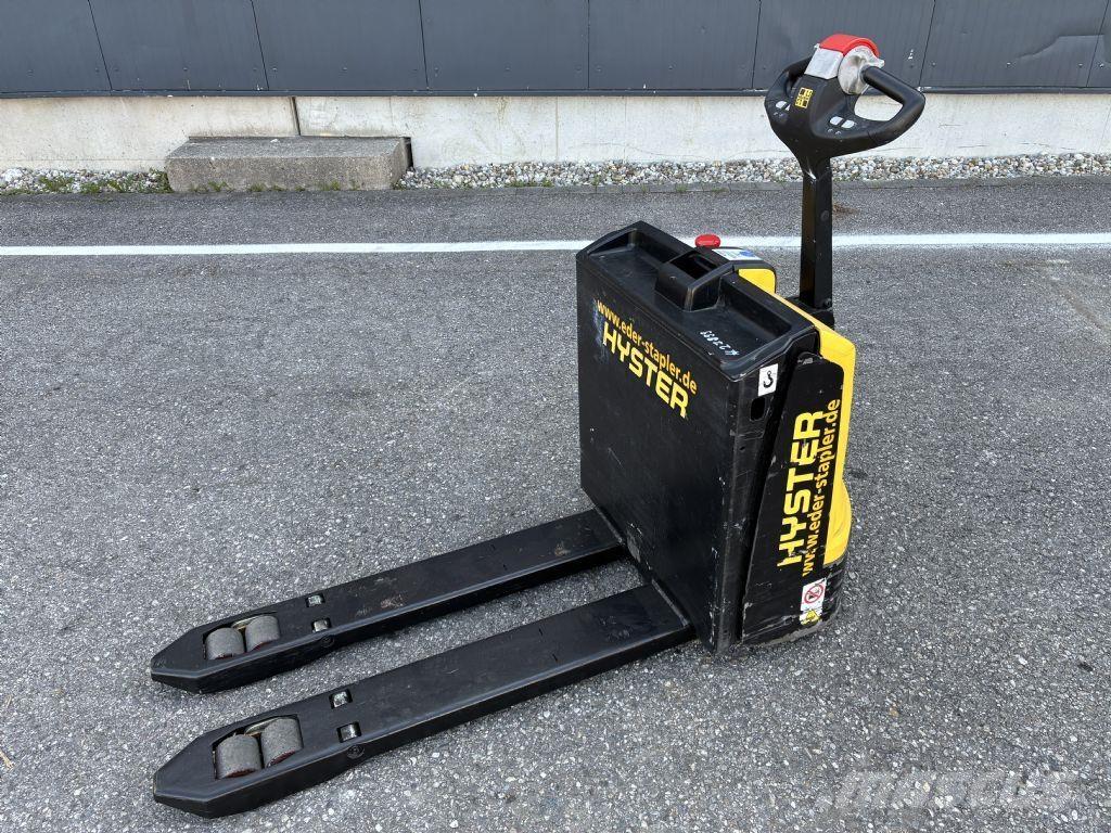 Hyster P 1.8AC Lavansiirtotrukit