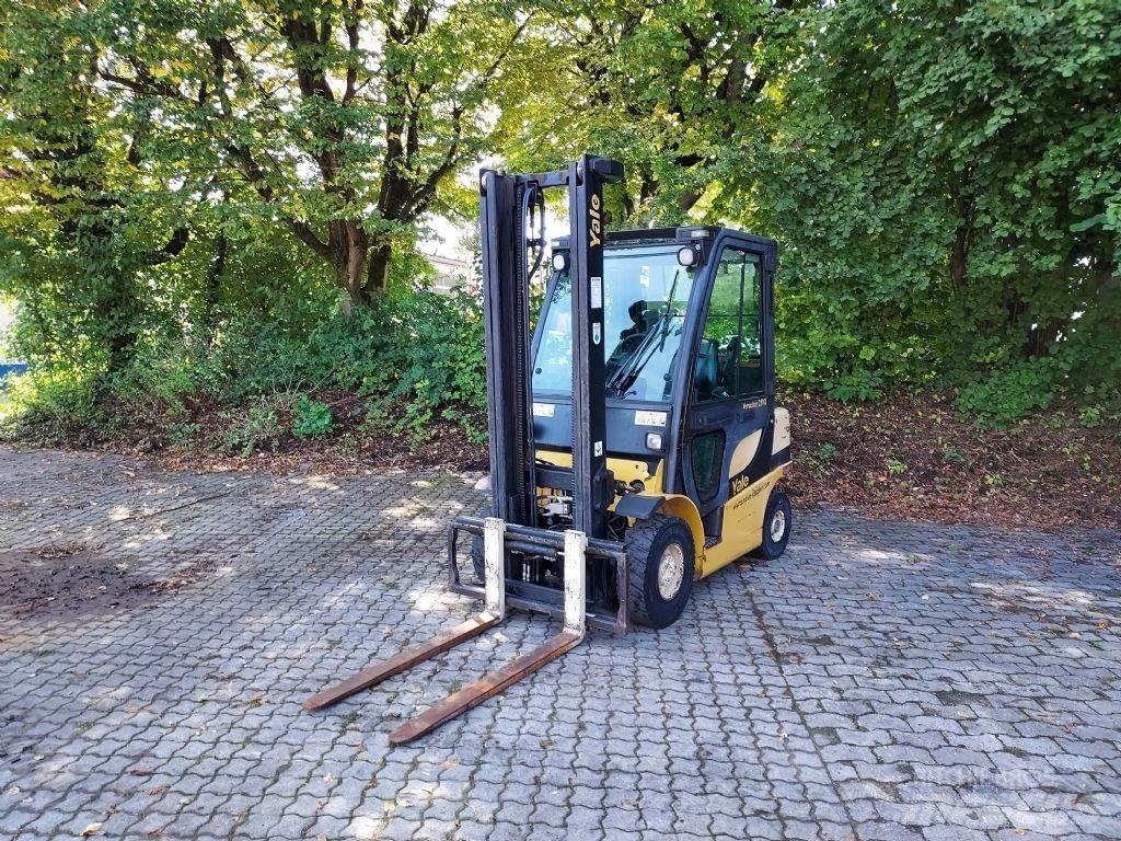 Yale GLP 25VX Nestekaasutrukit