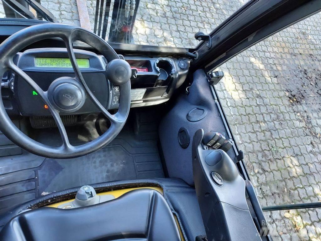 Yale GLP 25VX Nestekaasutrukit