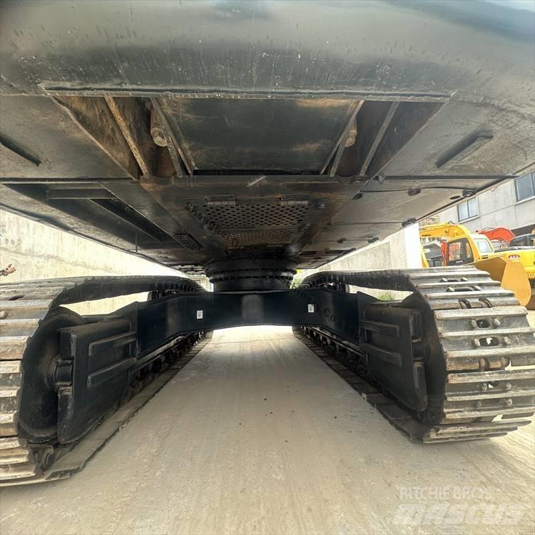 Hyundai 330 Telakaivukoneet