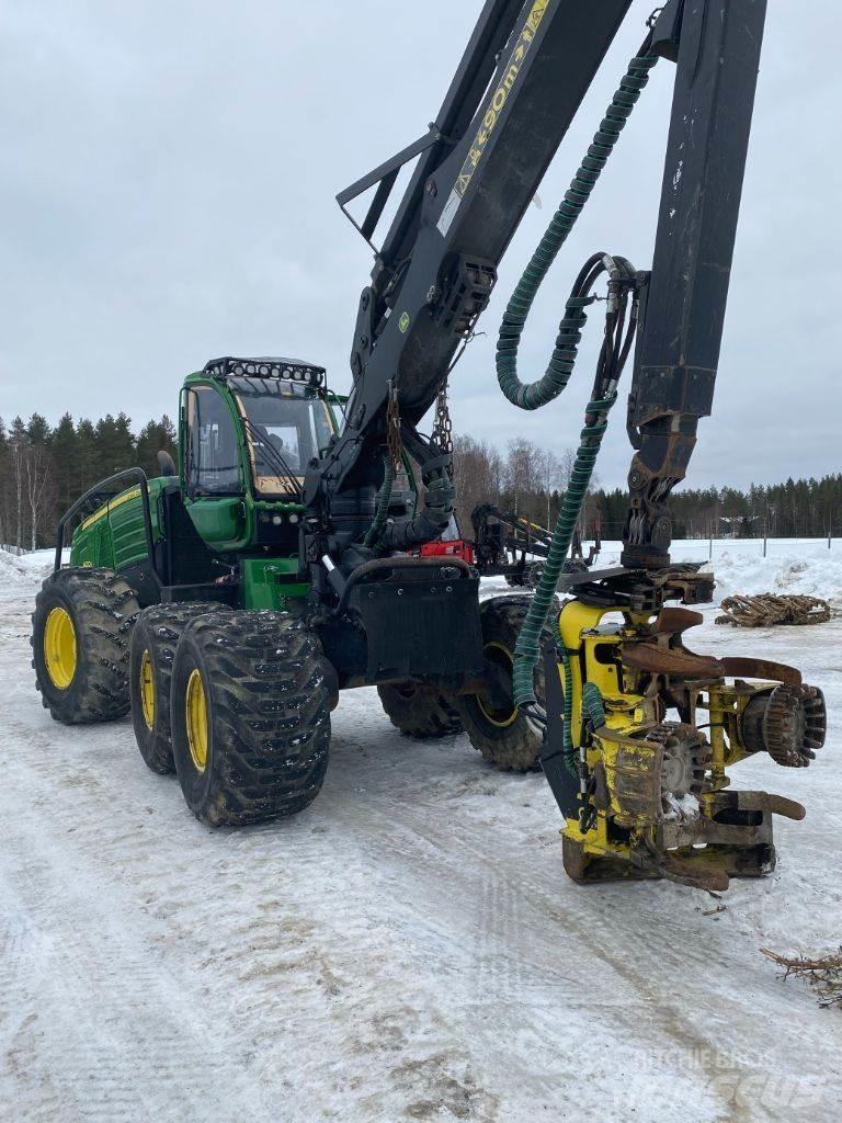 John Deere 1470G Harvesterit