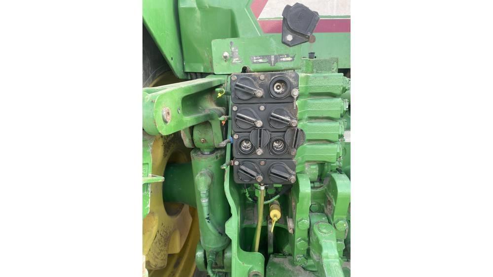 John Deere 8410 Traktorit