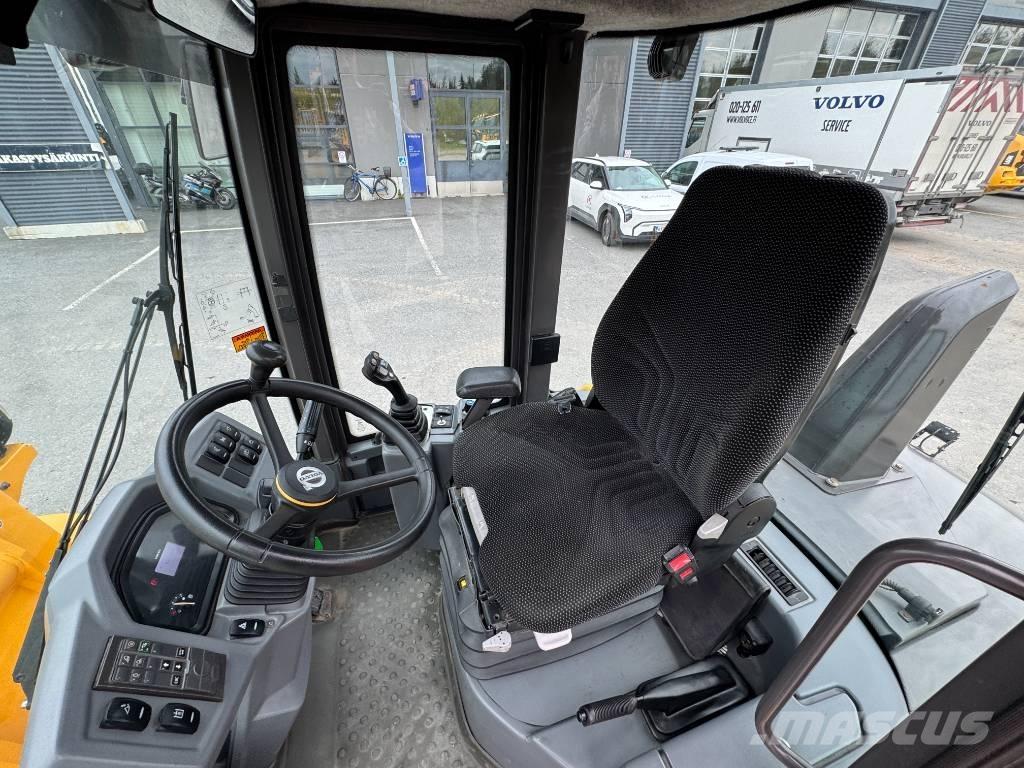 Volvo L 35 G Pyöräkuormaajat