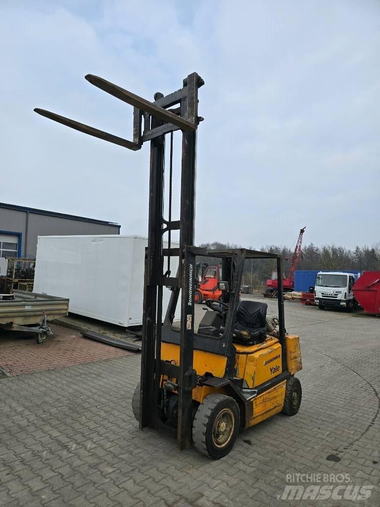 Jungheinrich TFG 25 Nestekaasutrukit