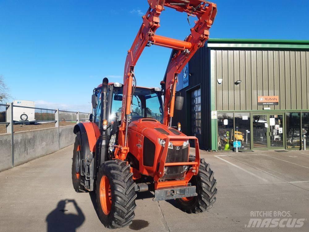 Kubota M6111U Traktorit