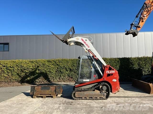 Takeuchi TL 230 Liukuohjatut kuormaajat