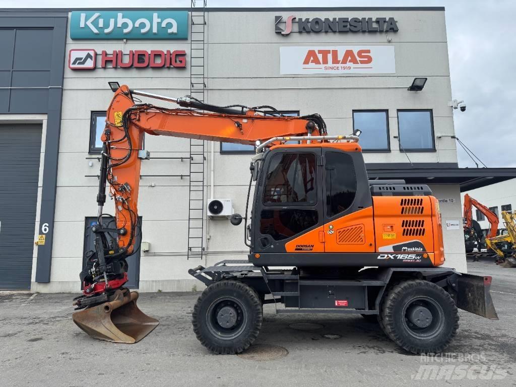 Doosan DX 165 W-5 Pyöräkaivukoneet