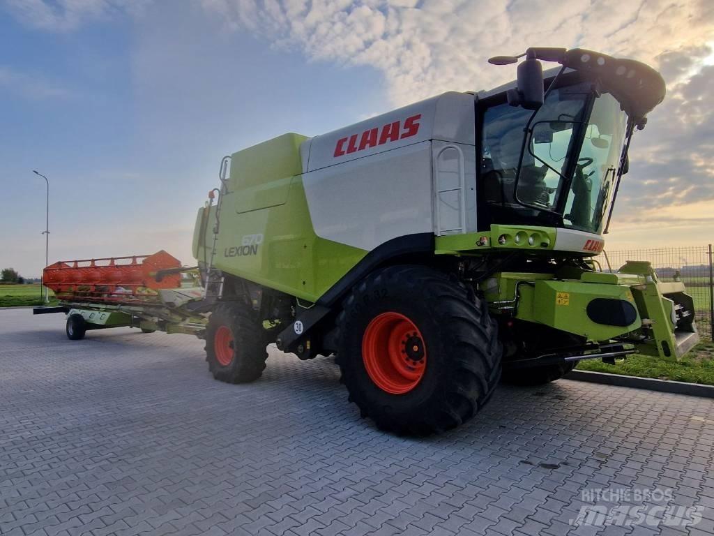 CLAAS Lexion 670 Leikkuupuimurit