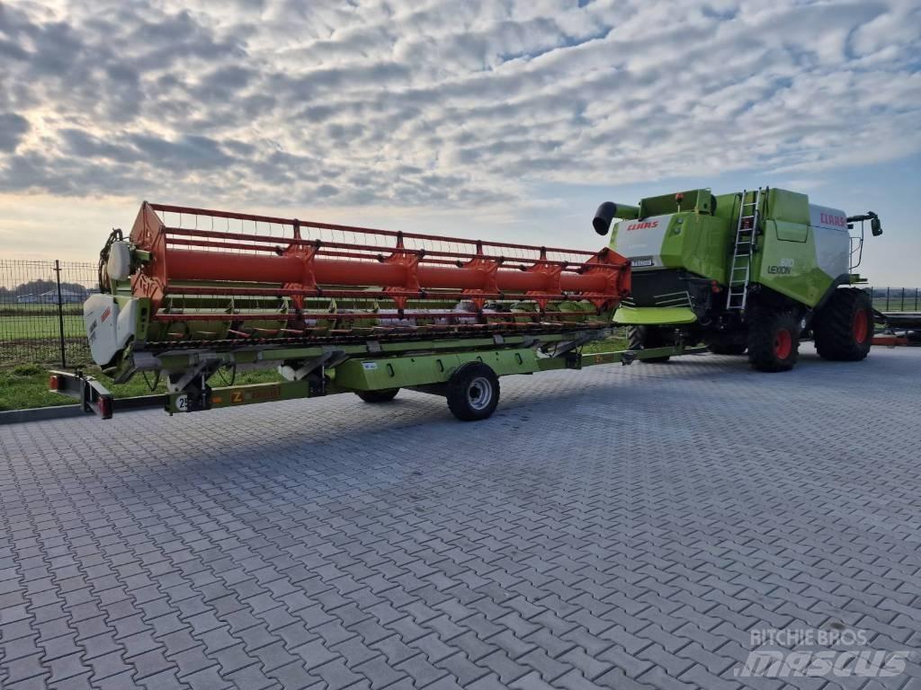 CLAAS Lexion 670 Leikkuupuimurit
