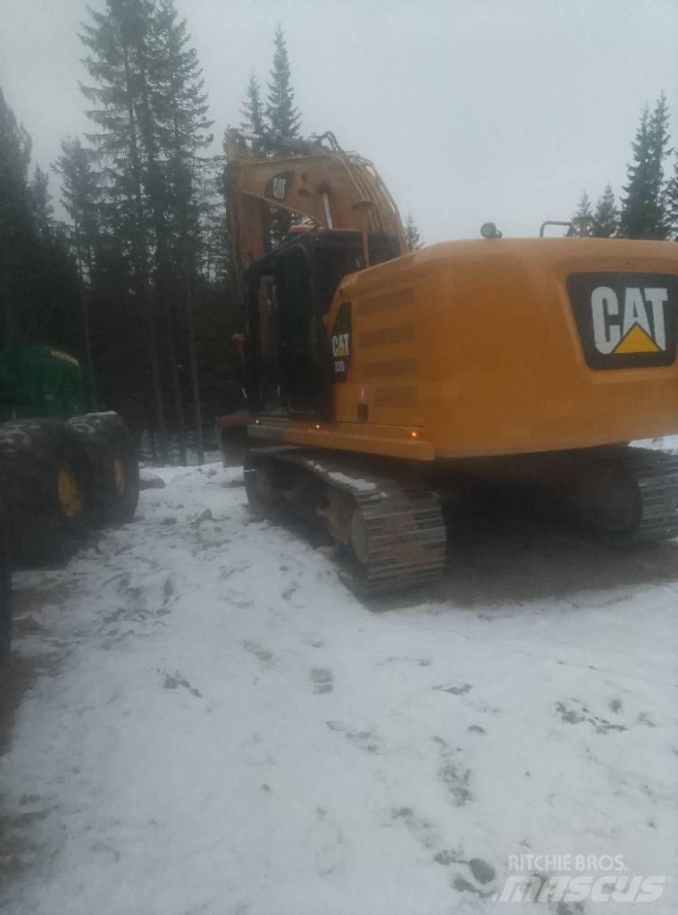 CAT 320 Telakaivukoneet