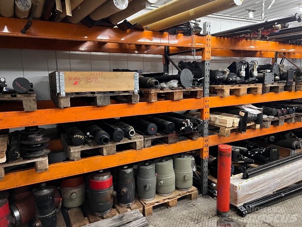 Hiab Spareparts Kuormankäsittelyn lisävarusteet