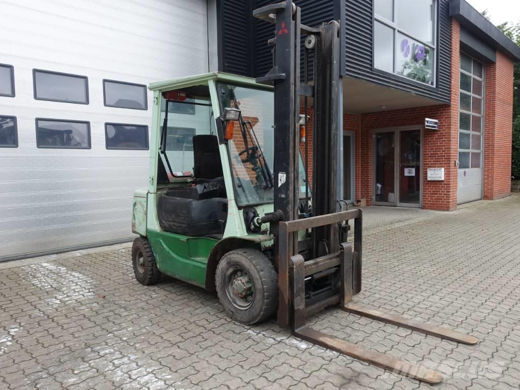 Mitsubishi FD 25 T Dieseltrukit