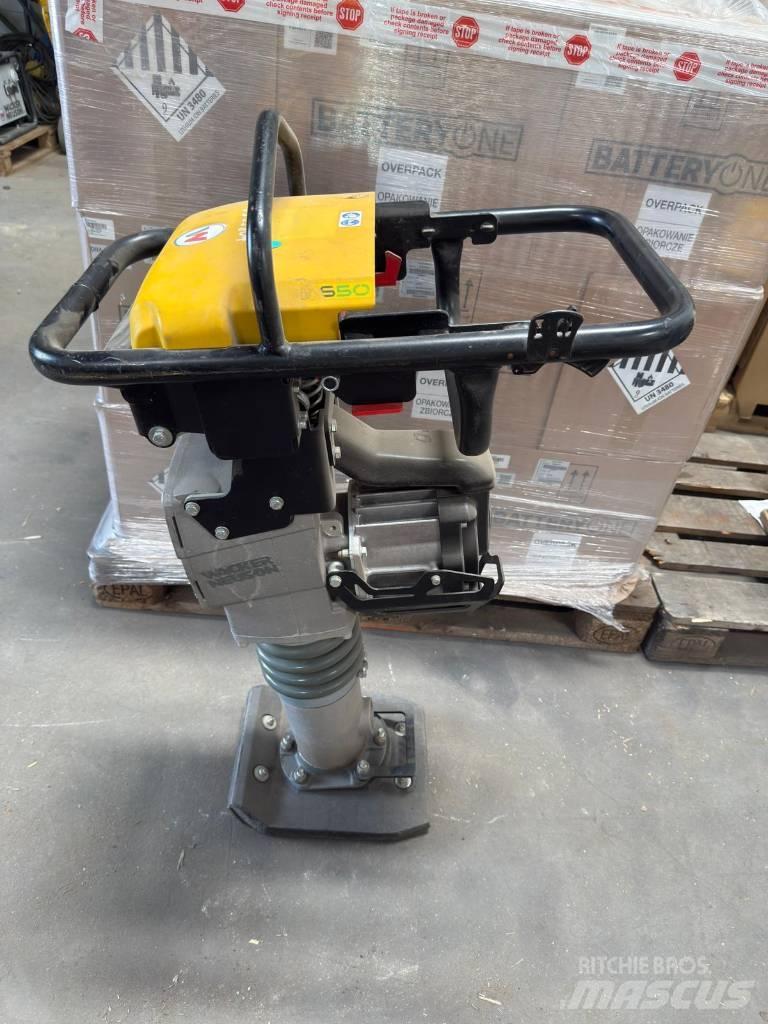 Wacker Neuson AS50e Täryvasarat